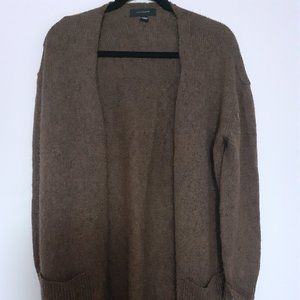 ATMOSPHERE MEDIUM SWEATER USED